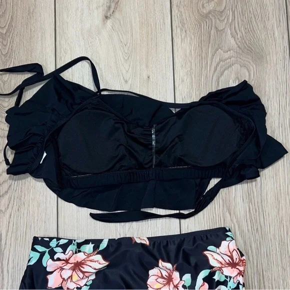 Family Matching Swimsuits - Mommy and Me Swim Suits 2 x Two Piece Swimming Suits - Picture 8 of 14